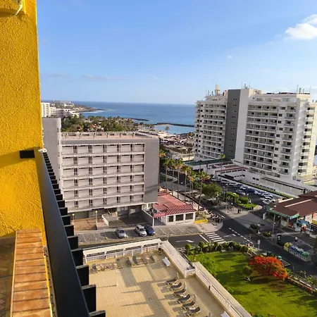 2 Apartments 50M From The Las Americas Promenade * Playa de las Americas (Tenerife)