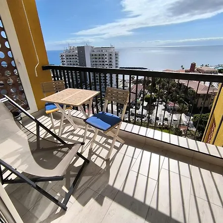 2 Apartments 50M From The Las Americas Promenade Apartment *